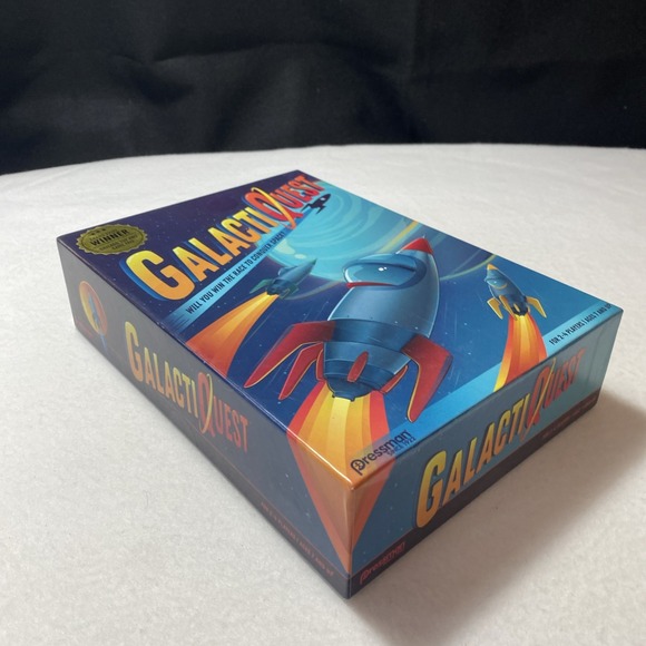 GalactiQuest Board Game Race to Conquer Space Pressman 2-4 Players 7+ NEW - Picture 5 of 6